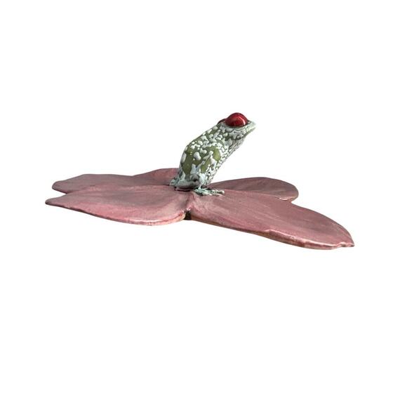 Frog Pink Flower Hanging Wall Decor Lid Hand Made Pottery Leaf Tree Frog Red Eye - Picture 9 of 16